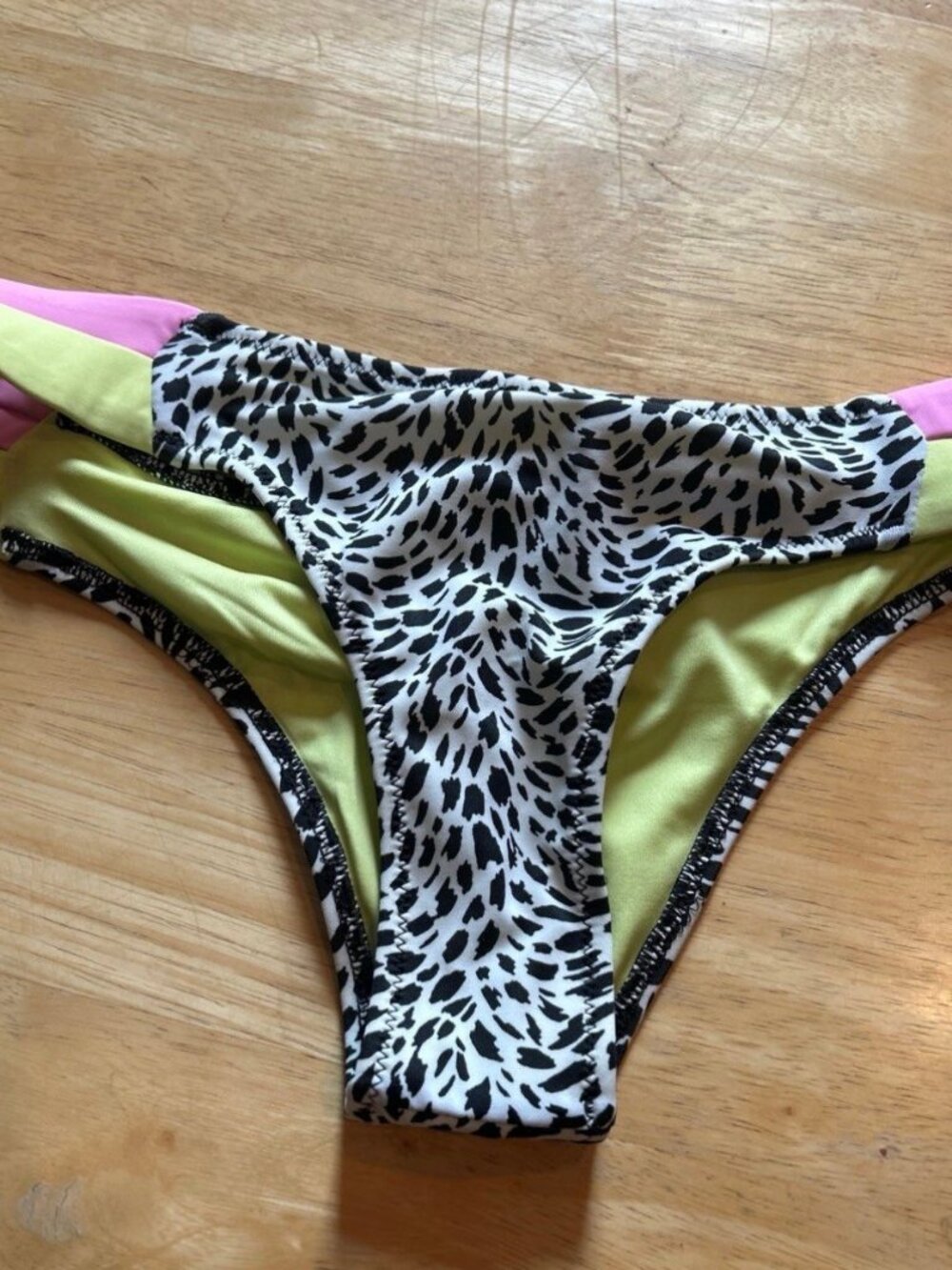 Bikini bottom - Picture 1 of 3